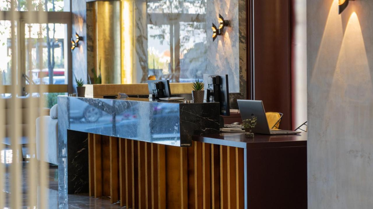 Agsel Hotel & Spa ติรานา ภายนอก รูปภาพ