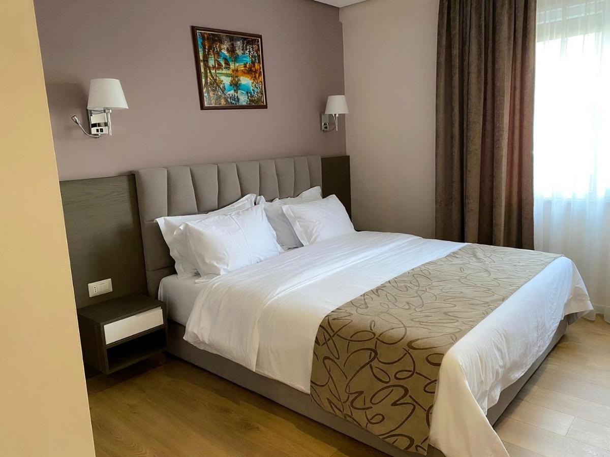 Agsel Hotel & Spa ติรานา ภายนอก รูปภาพ