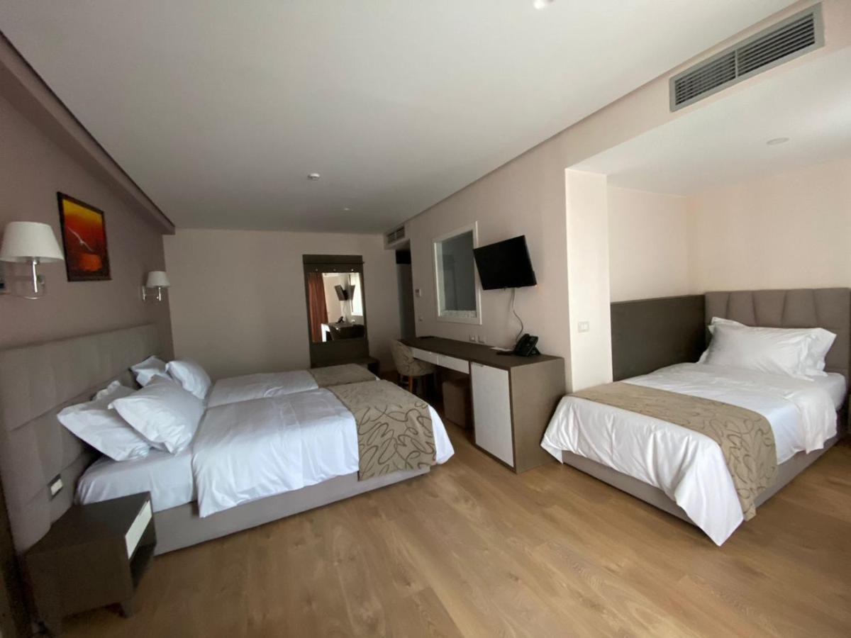 Agsel Hotel & Spa ติรานา ภายนอก รูปภาพ